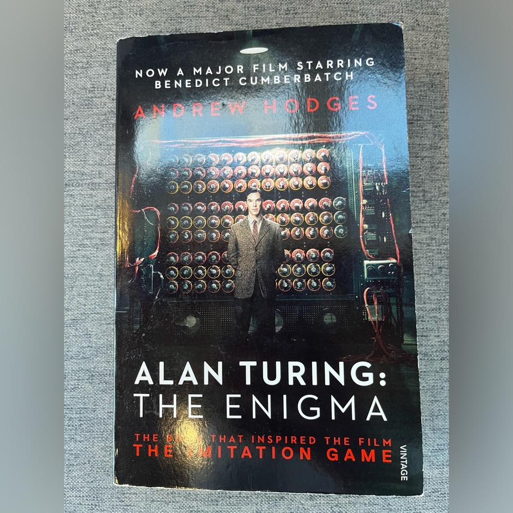 ☀️2/10$☀️ Alan Turing: The Enigma Book